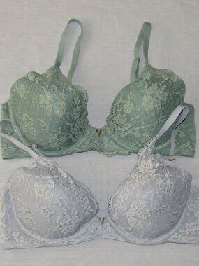 Lot of 2 Victoria's Secret Uplift Demi Lace w/ Gold Sparkle Bras sz 36D